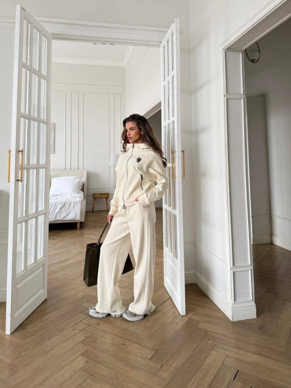 костюм с брюками,трикотажные костюмы,женский костюм,женский трикотажный костюм,костюм для женщин