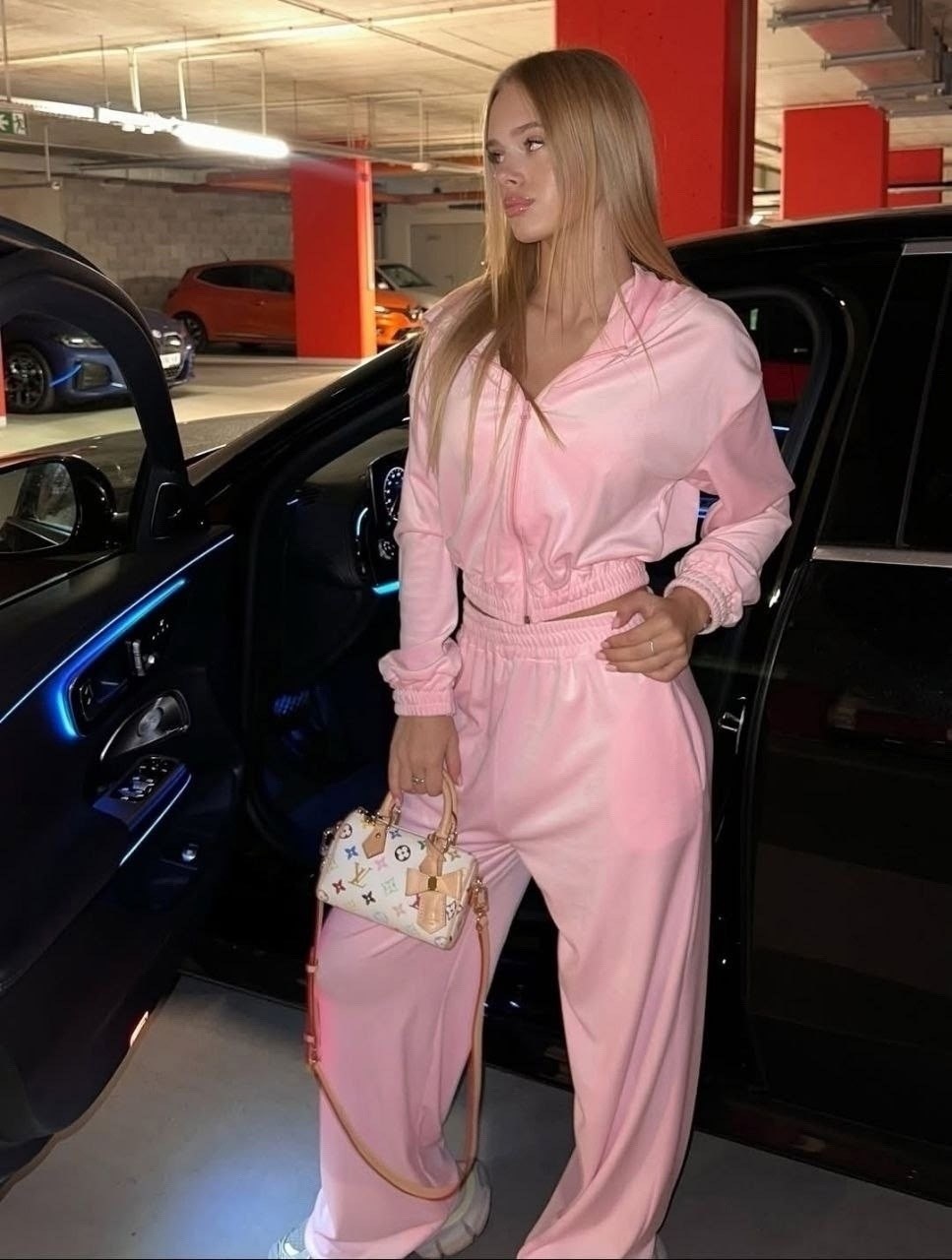 спортивный костюм двойка,женская спортивная одежда,костюм женский ,костюм велюровый,женский спортивный костюм