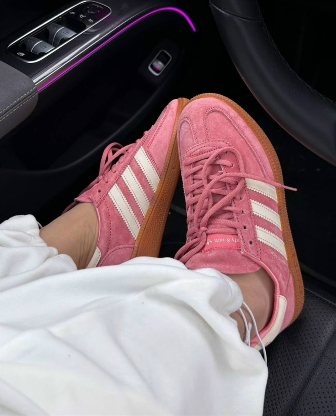 женские кроссовки adidas,кроссовки adidas spezial,кроссовки adidas,,женские кроссовки