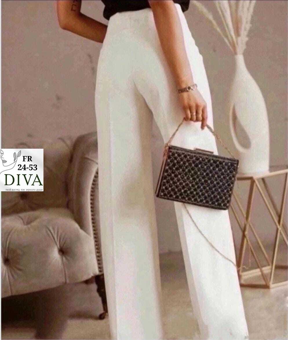 белые брюки палаццо,женские брюки палаццо,брюки женские белые,брюки палаццо,брюки на женщине