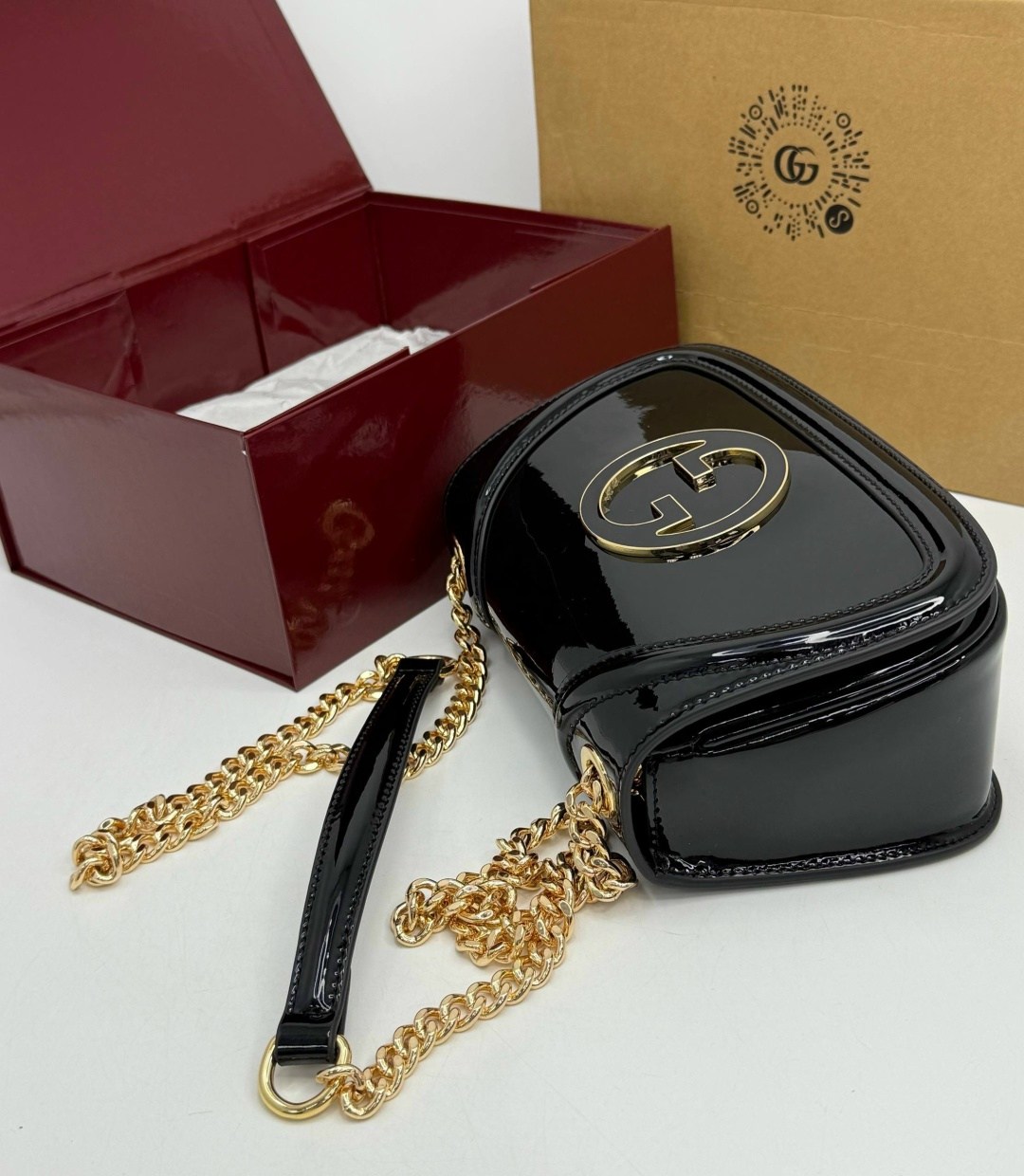 сумка gucci,женская сумка gucci,сумка на плечо gucci,гуччи сумка,сумка через плечо с клапаном gucci