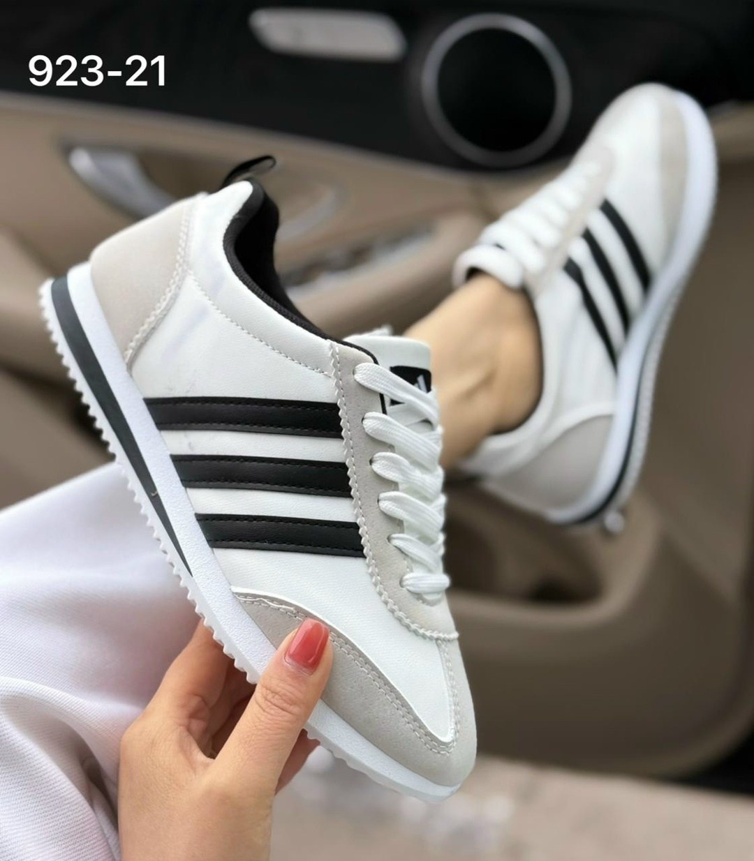 ,кроссовки адидас шаркс женские,спортивная ,кроссовки adidas,кроссовки великаны