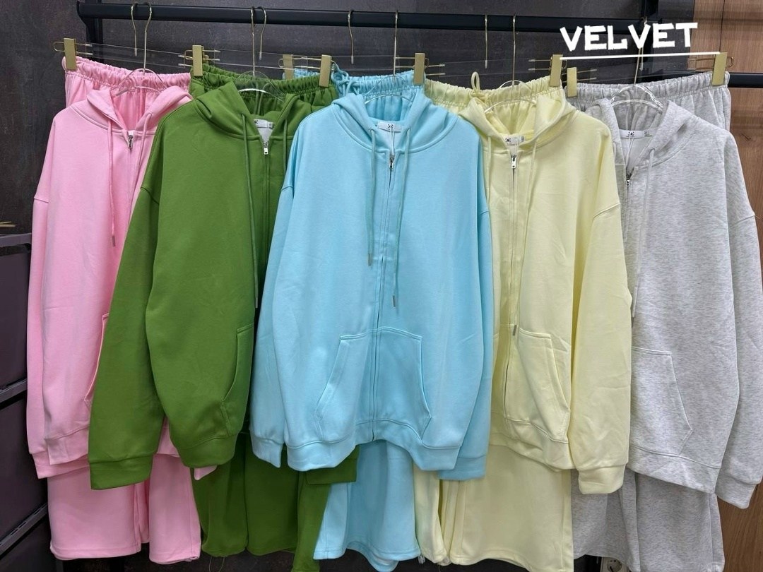 спортивный костюм женский,спортивный костюм,стильные костюмы,женский костюм,костюм с брюками