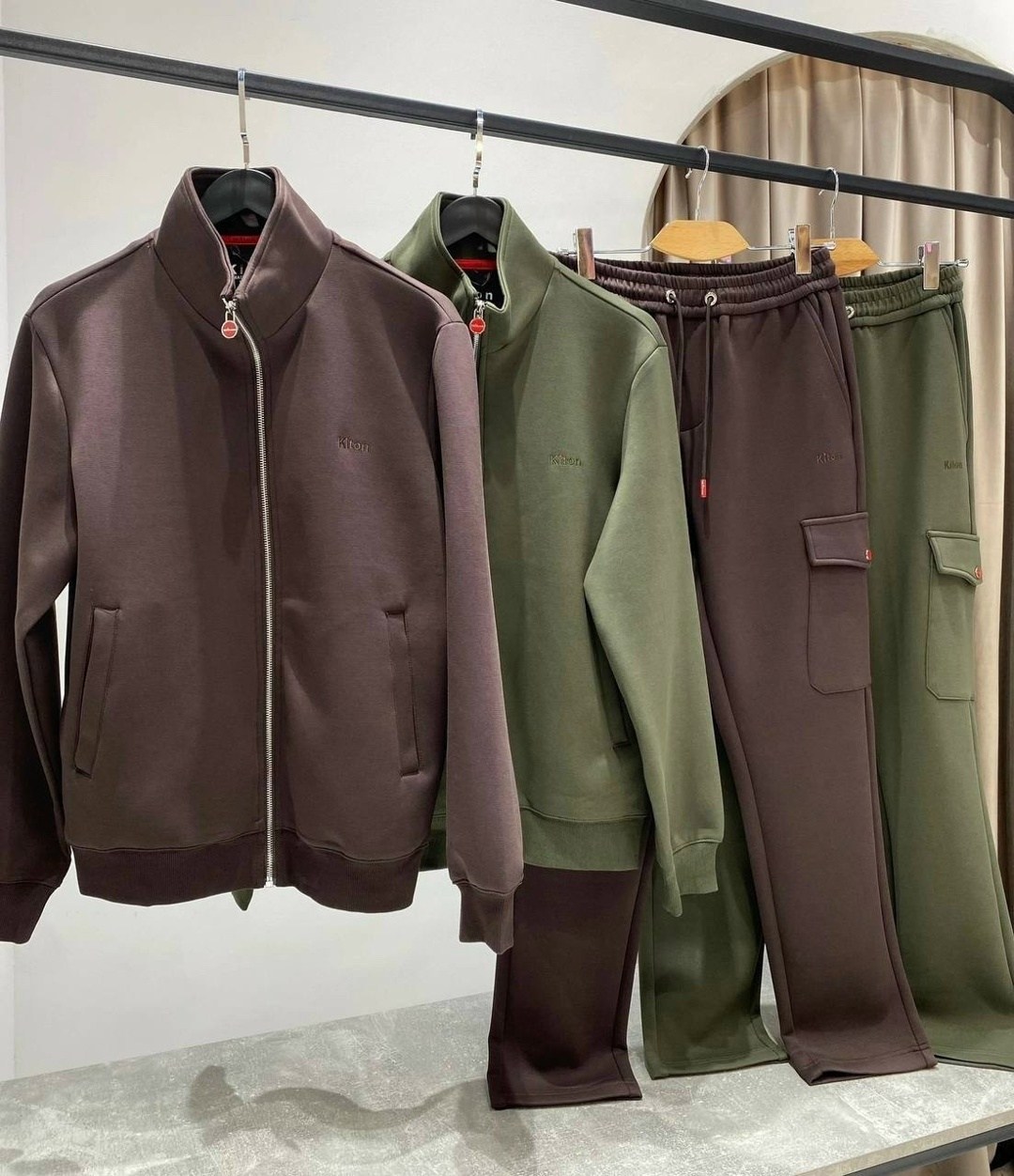 спортивный костюм brunello cucinelli,спортивный костюм moncler,спортивный костюм kiton,мужские спортивные костюмы,спортивный костюм zegna