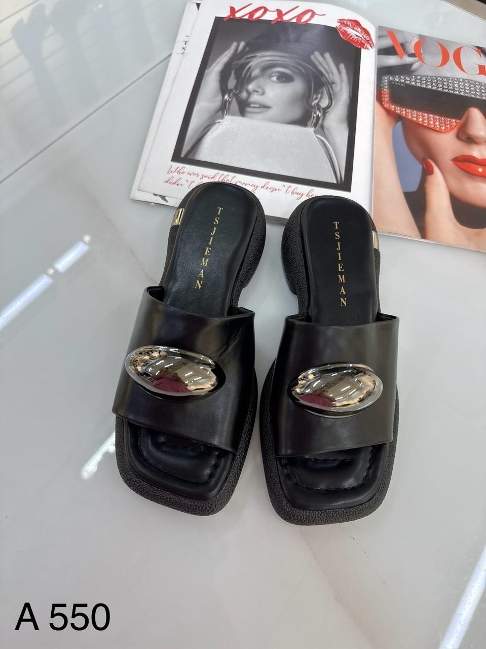 шлепанцы женские,модные шлепанцы,,шлепки дольче габбана,модные тапочки