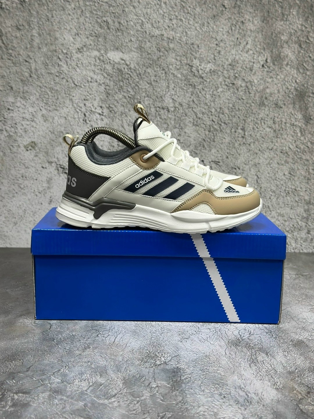 adidas мужские кроссовки,кроссовки adidas,кроссовки мужские adidas adidas,adidas кроссовки женские,кроссовки демисезонные adidas