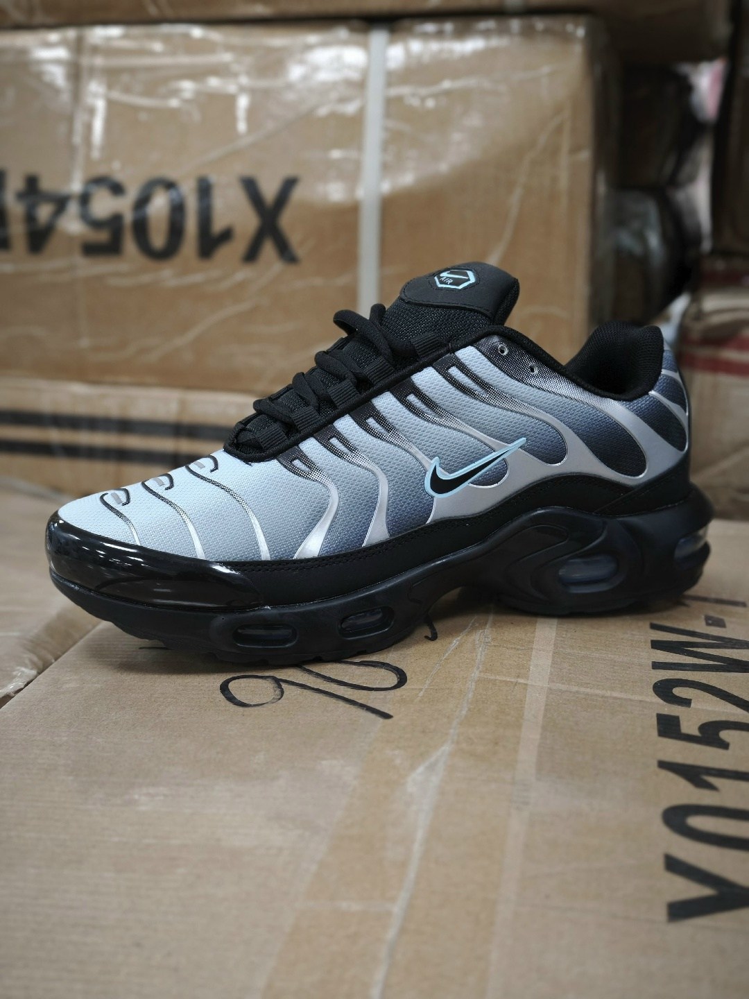 кроссовки nike air max plus tn,nike air max tn plus black,кроссовки мужские nike air max tn plus,nike air max plus tn,кроссовки nike air max plus