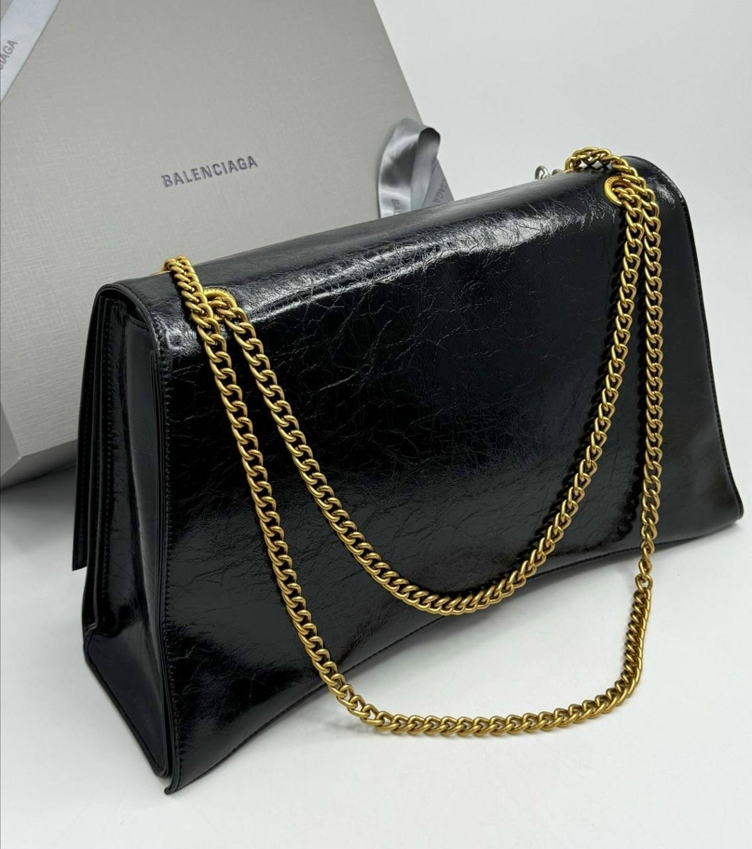 сумка женская balenciaga,сумка balenciaga,сумка balenciaga 30х16 натуральная кожа,balenciaga сумка на плечо,сумка на цепочке в стиле песочных часов balenciaga