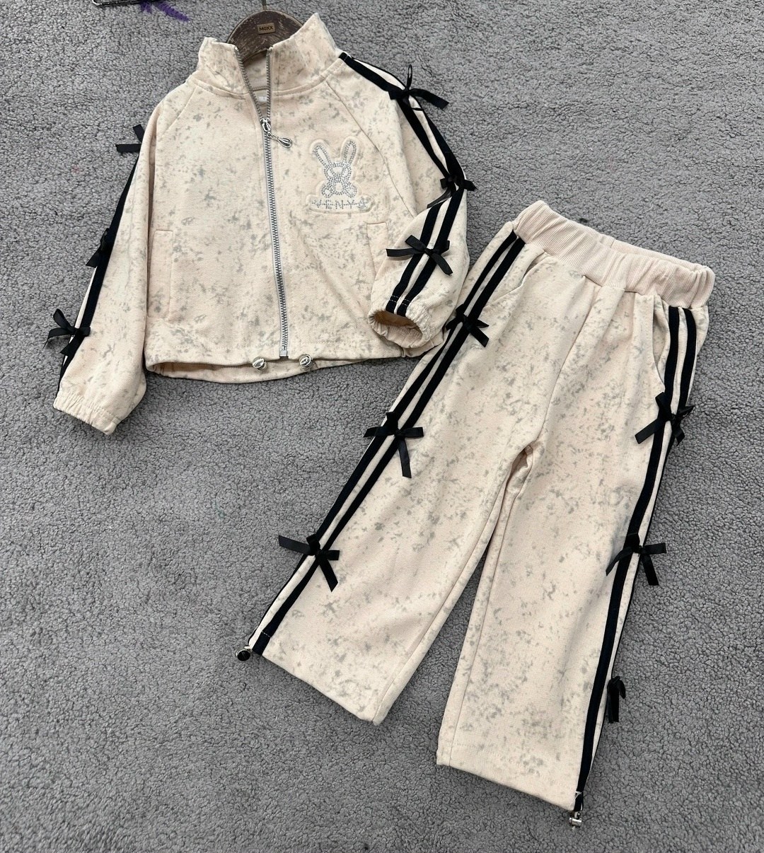 костюм спортивный,спортивный костюм девочки,комплект костюм,костюм для девочек,костюм детский