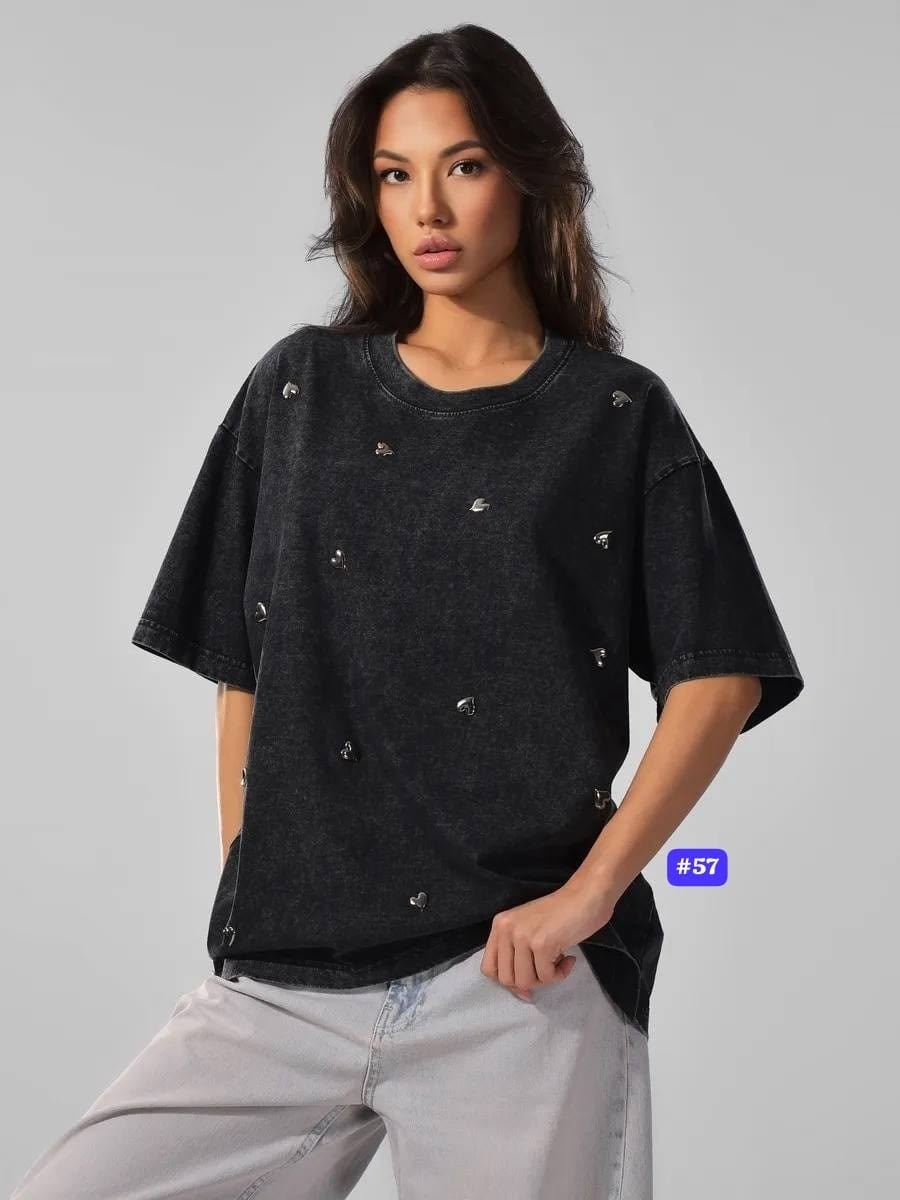 свитшот женская,футболка женская с эффектом варёнки в стиле оверсайз с маленькими сердечками,женская кофта,свитшот со стразами,футболка с эффектом варёнки в стиле оверсайз