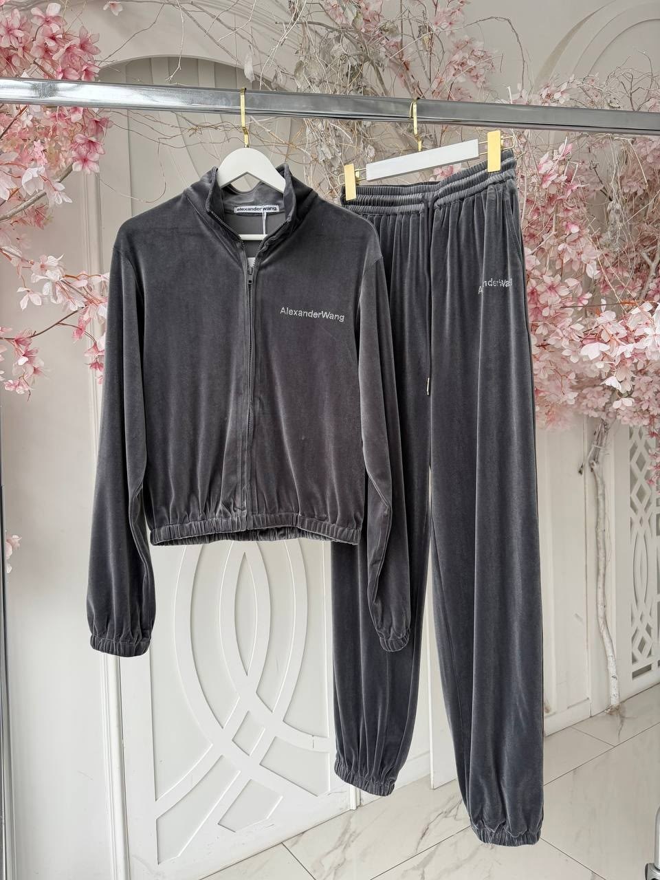 велюровый костюм,костюм велюровый женский,велюровый спортивный костюм,костюм из велюра,женский велюровый спортивный костюм