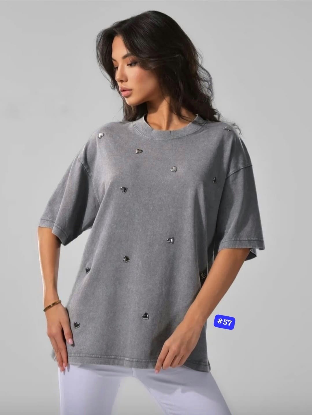 свитшот женская,футболка женская с эффектом варёнки в стиле оверсайз с маленькими сердечками,женская кофта,свитшот со стразами,футболка с эффектом варёнки в стиле оверсайз