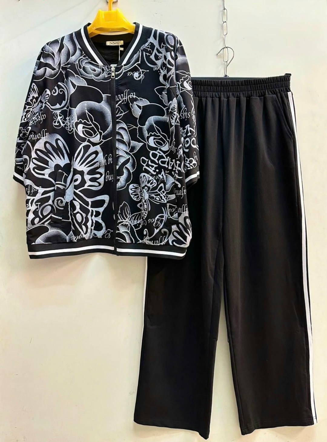 костюм спортивный женский,костюм спортивный,трикотажные костюмы,женские костюмы,комплект костюм