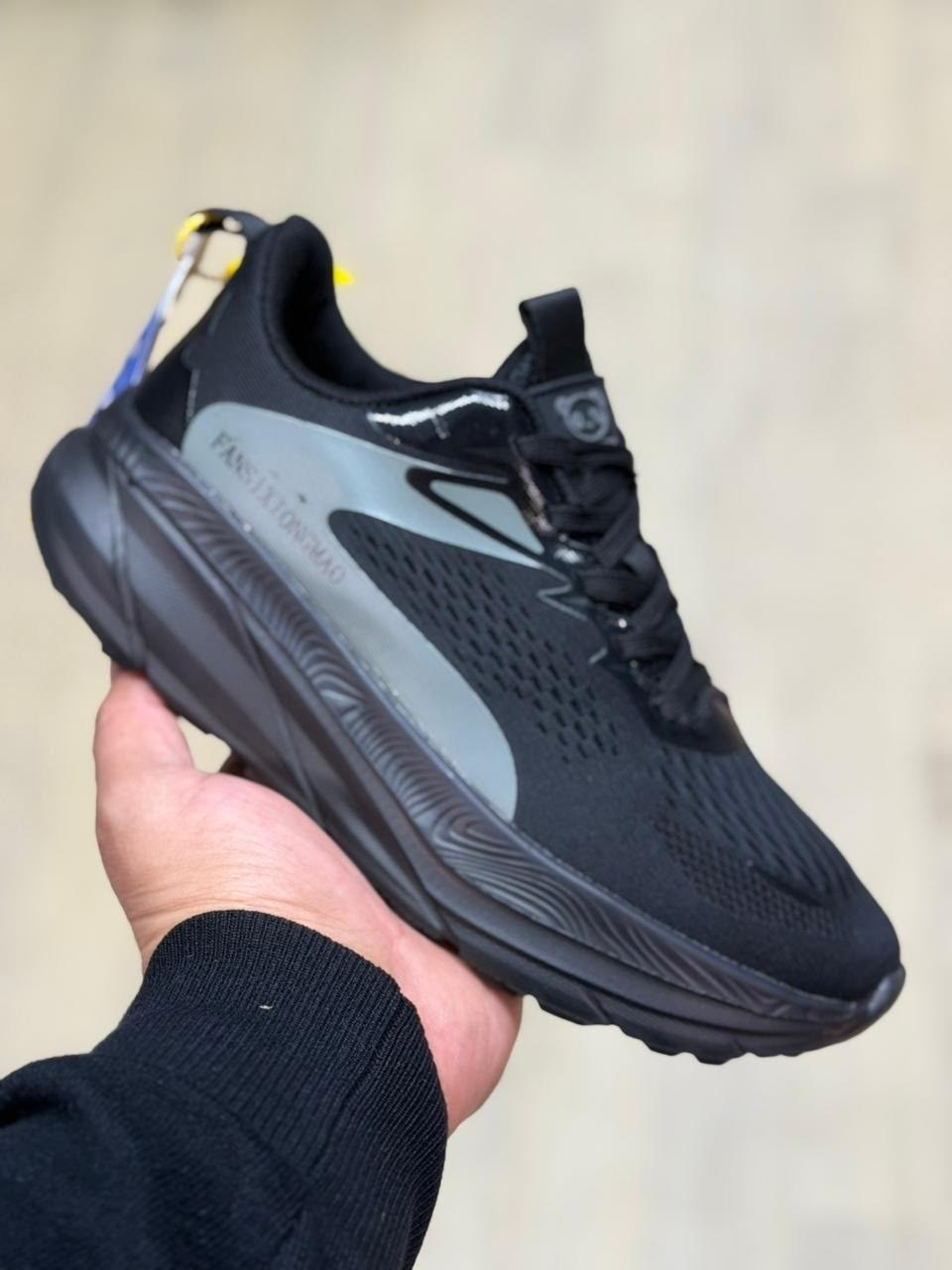 кроссовки мужские,кроссовки беговые мужские,anta кроссовки,кроссовка мужской,черные кроссовки