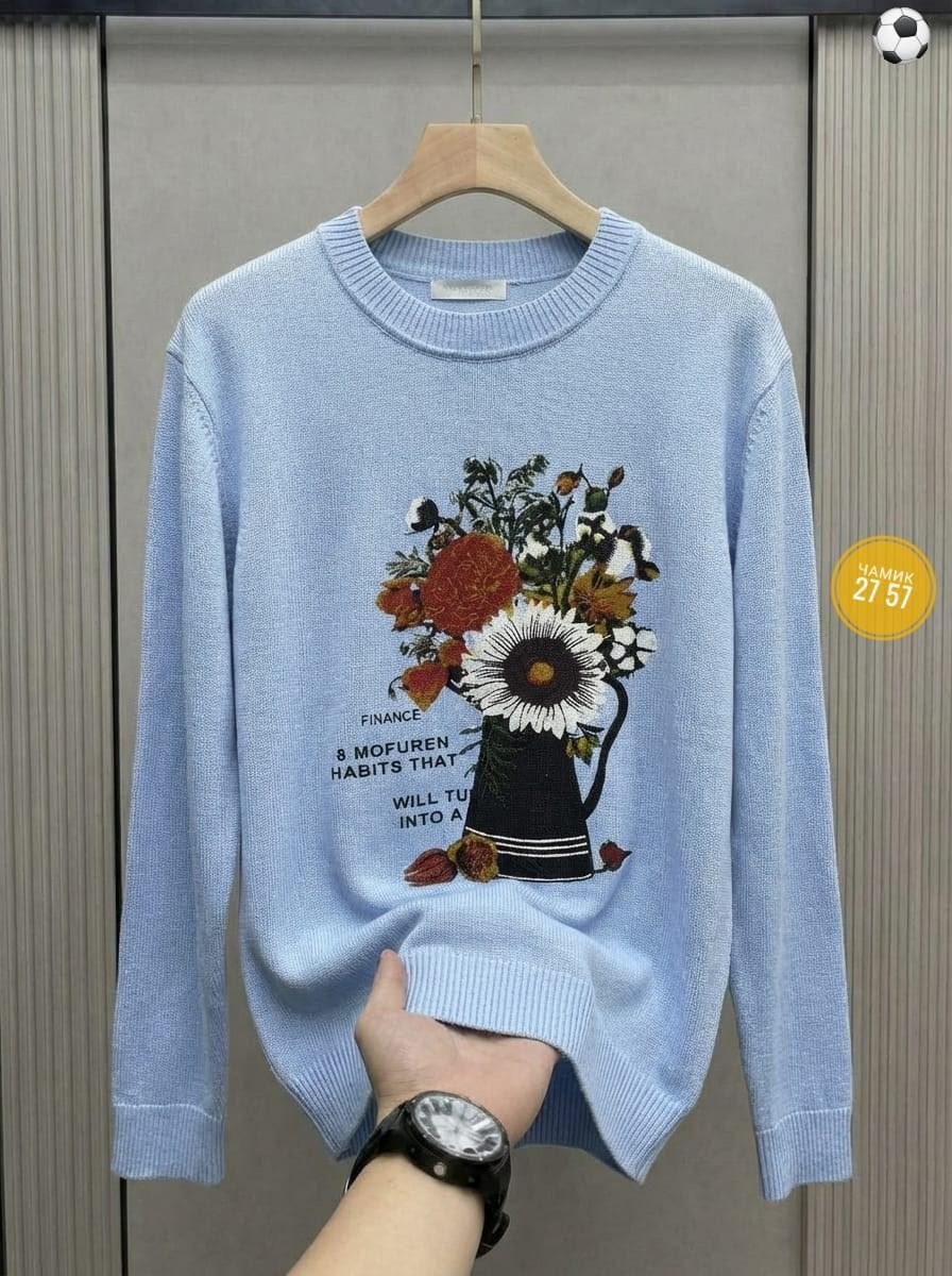 свитер с вышивкой,свитер женский,джемпер с вышивкой,свитер,свитер с розами
