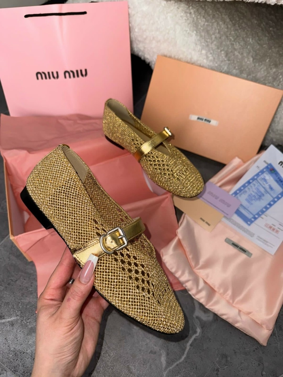 ,женская ,женские балетки,модная женская ,alaia балетки