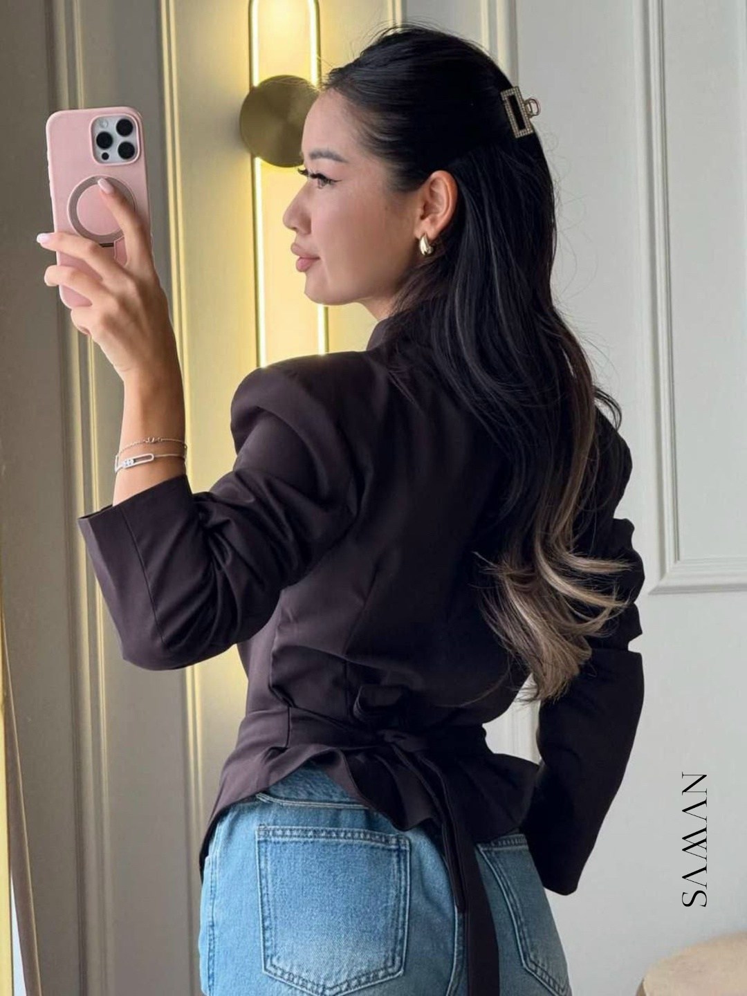 костюм стильный,деловой костюм женский,женский костюм из блейзера,женские костюмы,женские наряды