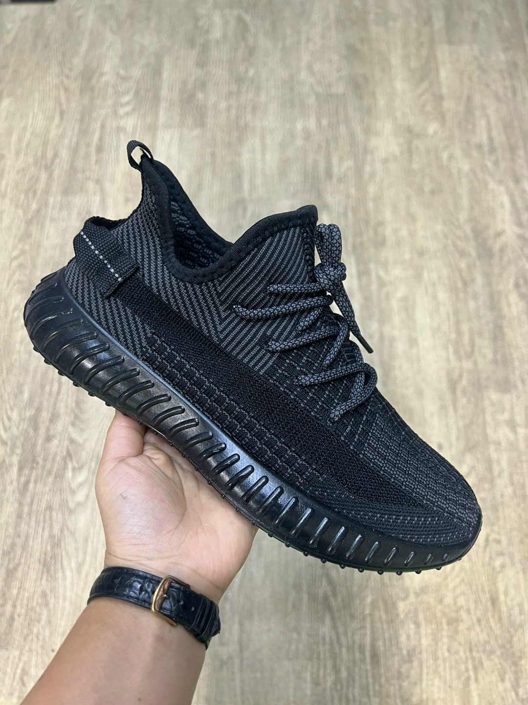 кроссовки,adidas yeezy boost 350 v2 static silver white,кроссовки изики,изи кроссовки,кроссовка мужской