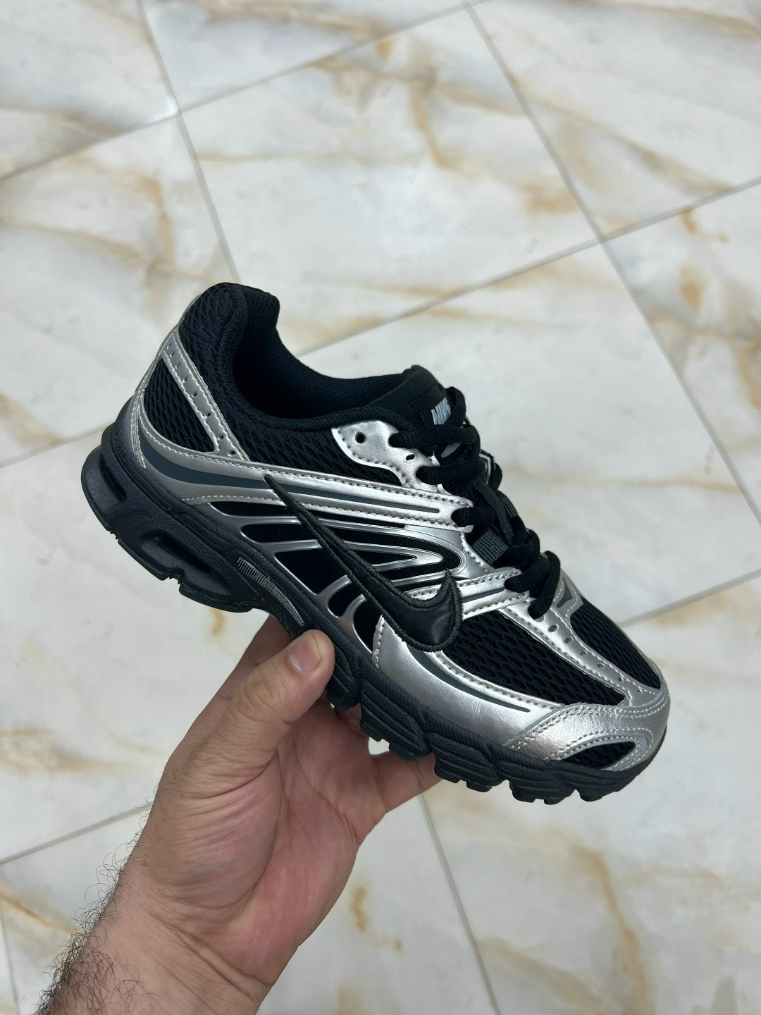 женские кроссовки adidas ozweego,кроссовки adidas ozweego,adidas originals ozweego,женские кроссовки adidas originals ozweego,adidas ozweego