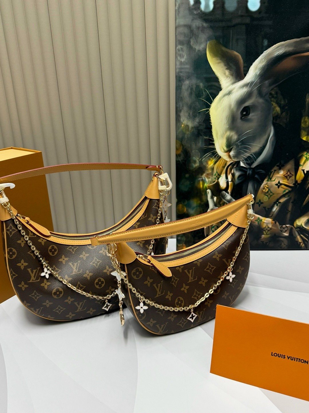 женская сумка louis vuitton,cумка louis vuitton,louis vuitton сумка на плечо,louis vuitton сумка полумесяц на плечо,louis vuitton bag