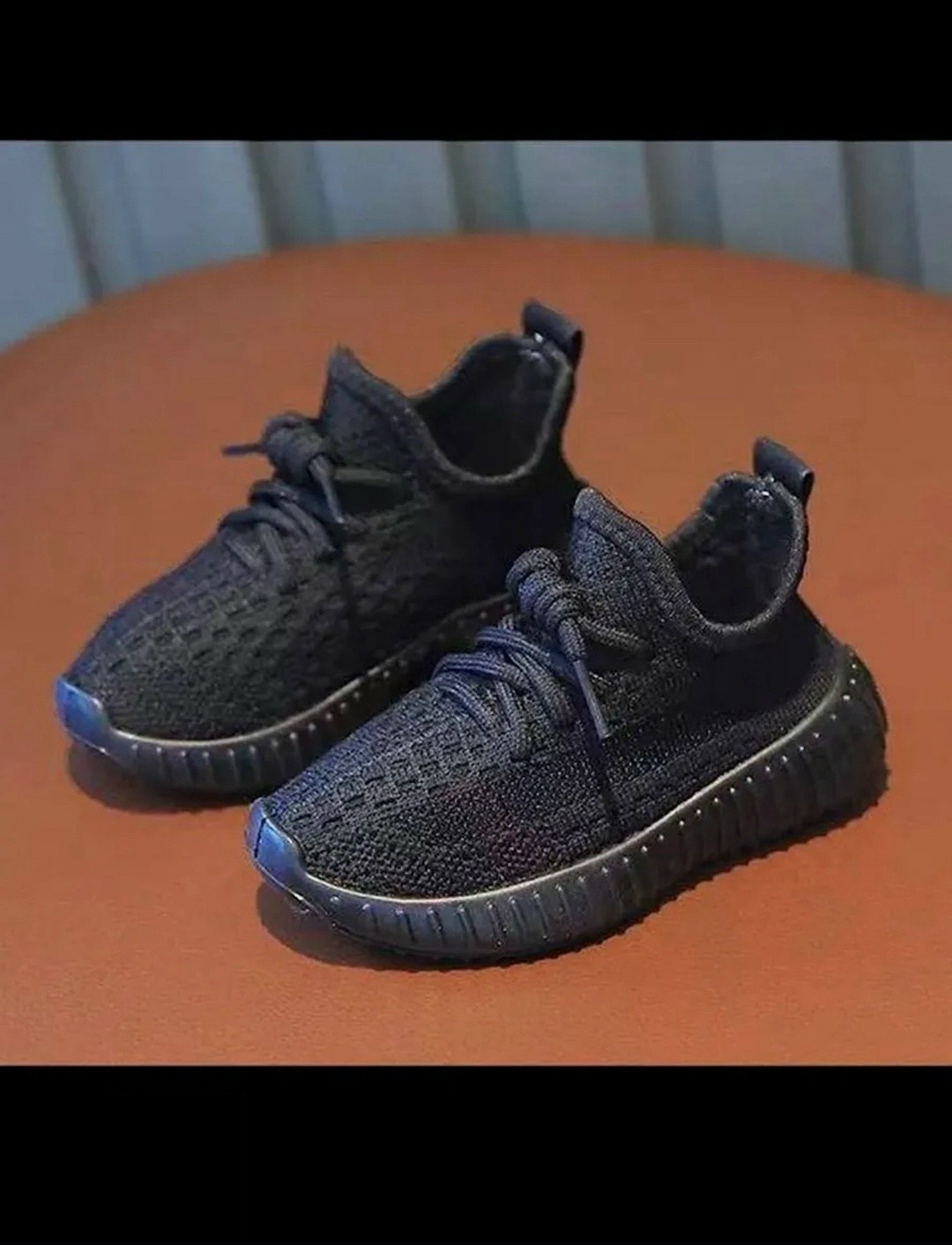 кроссовки изи для детей,кроссовки изи детские изики,изи кроссовки детские,кроссовки изи,детские кроссовки