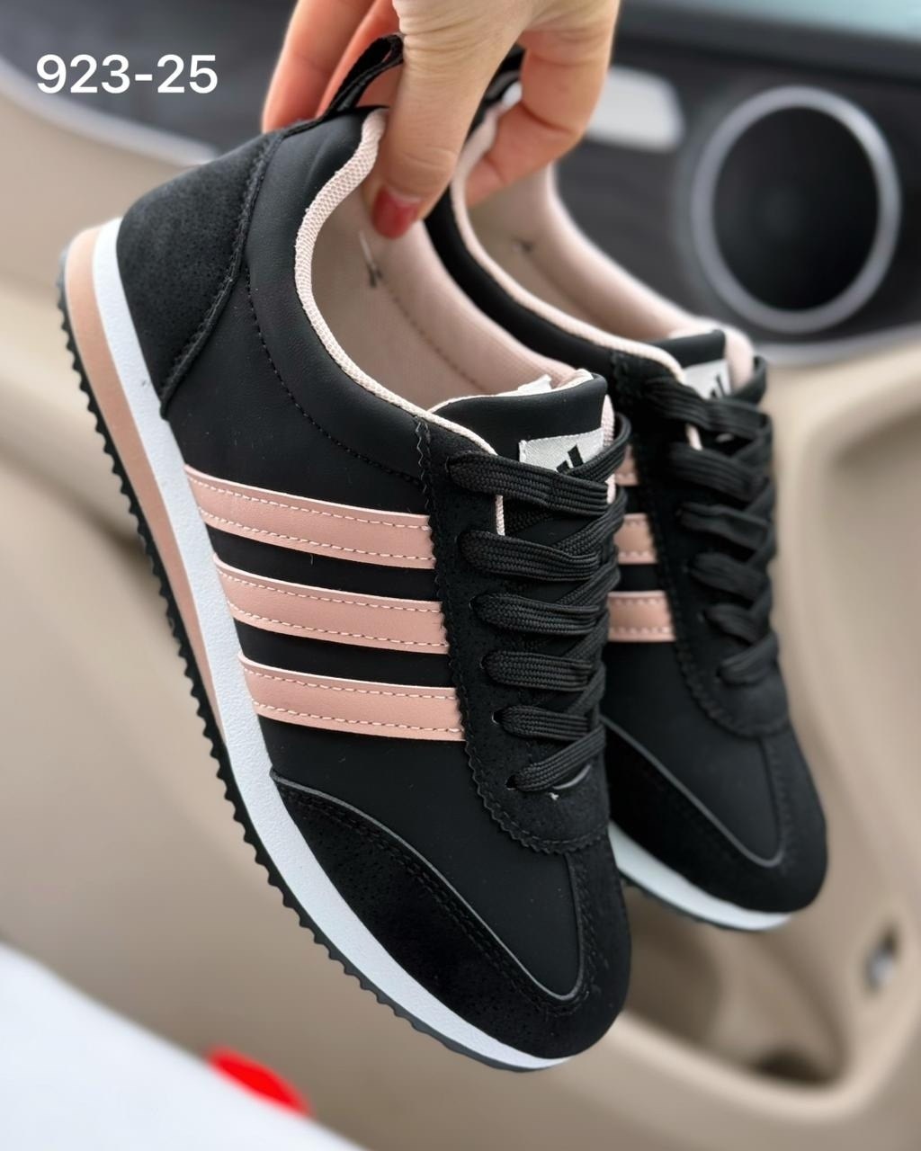 кроссовки адидас шаркс женские,женские кроссовки,,спортивная ,кроссовки модные