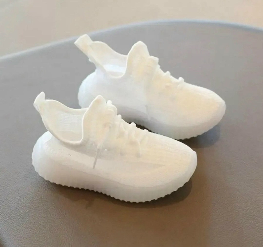 кроссовки изи для детей,кроссовки изи детские изики,изи кроссовки детские,кроссовки изи,детские кроссовки