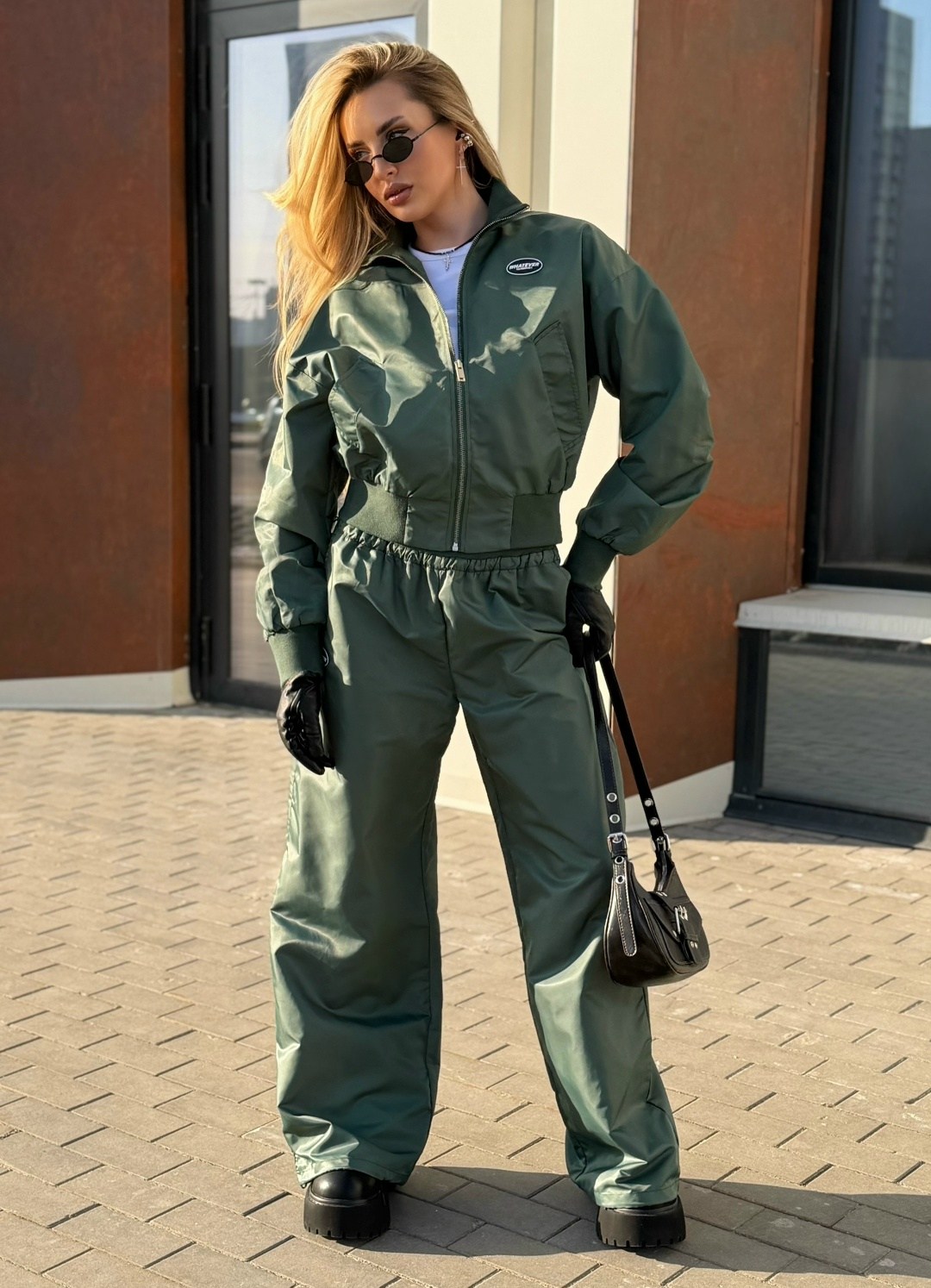 женский спортивный костюм из плащевки,повседневная куртка,куртка женская,женский спортивный костюм,стильный спортивный костюм из плащевки