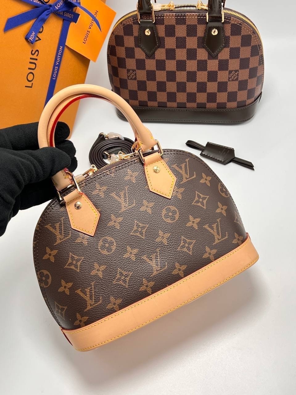 сумка louis vuitton,louis vuitton сумка женская,louis vuitton alma bb,louis vuitton speedy,женская сумка от louis vuitton