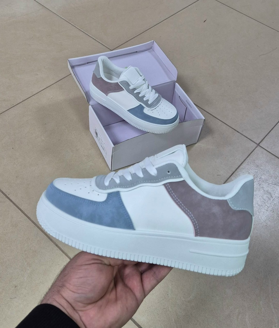 ,кроссовки женские,спортивная ,повседневные кроссовки,кроссовки женские универсальные