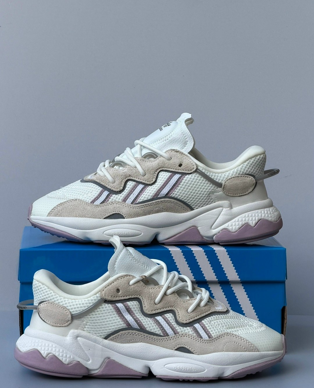 женские кроссовки adidas ozweego,кроссовки adidas ozweego,adidas originals ozweego,женские кроссовки adidas originals ozweego,кроссовки adidas originals ozweego