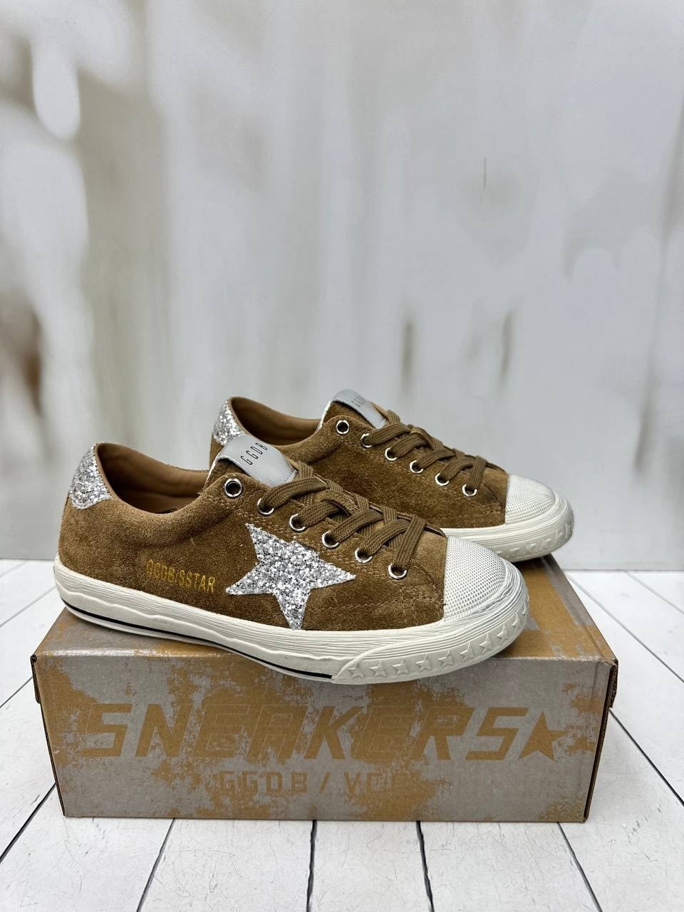 кроссовки golden goose,golden goose грязные кеды,,кеды golden goose,golden goose кеды superstar