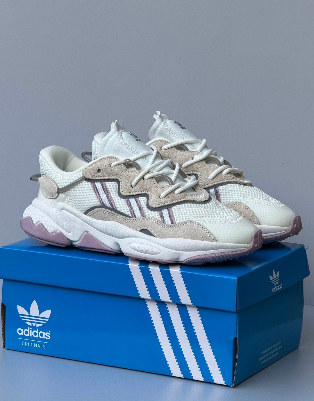 женские кроссовки adidas ozweego,кроссовки adidas ozweego,adidas originals ozweego,женские кроссовки adidas originals ozweego,кроссовки adidas originals ozweego