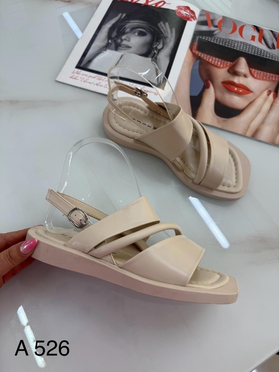 шлепанцы женские,модные шлепанцы,,шлепки дольче габбана,модные тапочки