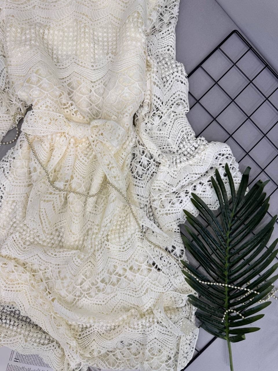 кружевное платье,женские кружевные платья,ажурные платья,элегантное кружевное платье,белое кружевное платье