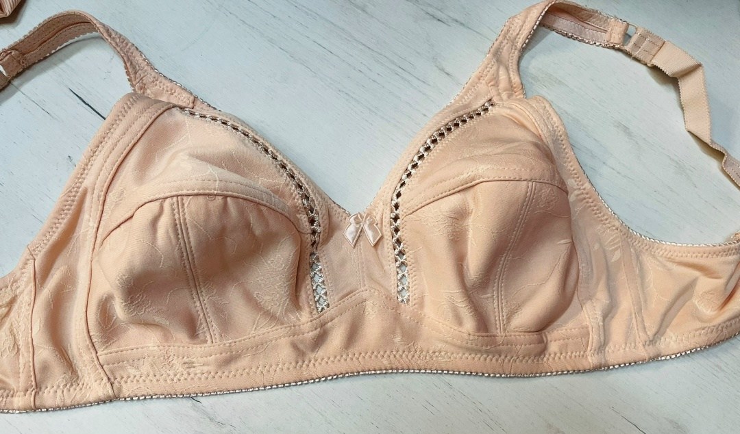 бюстгальтер,бюстгальтер женские,модели бюстгальтера,бюстгальтер классика,бежевый бюстгальтер