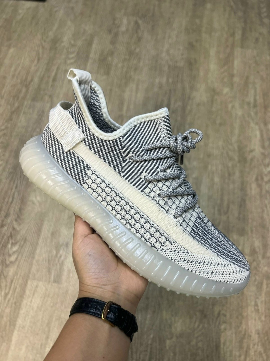 кроссовки,adidas yeezy boost 350 v2 static silver white,кроссовки изики,изи кроссовки,кроссовка мужской