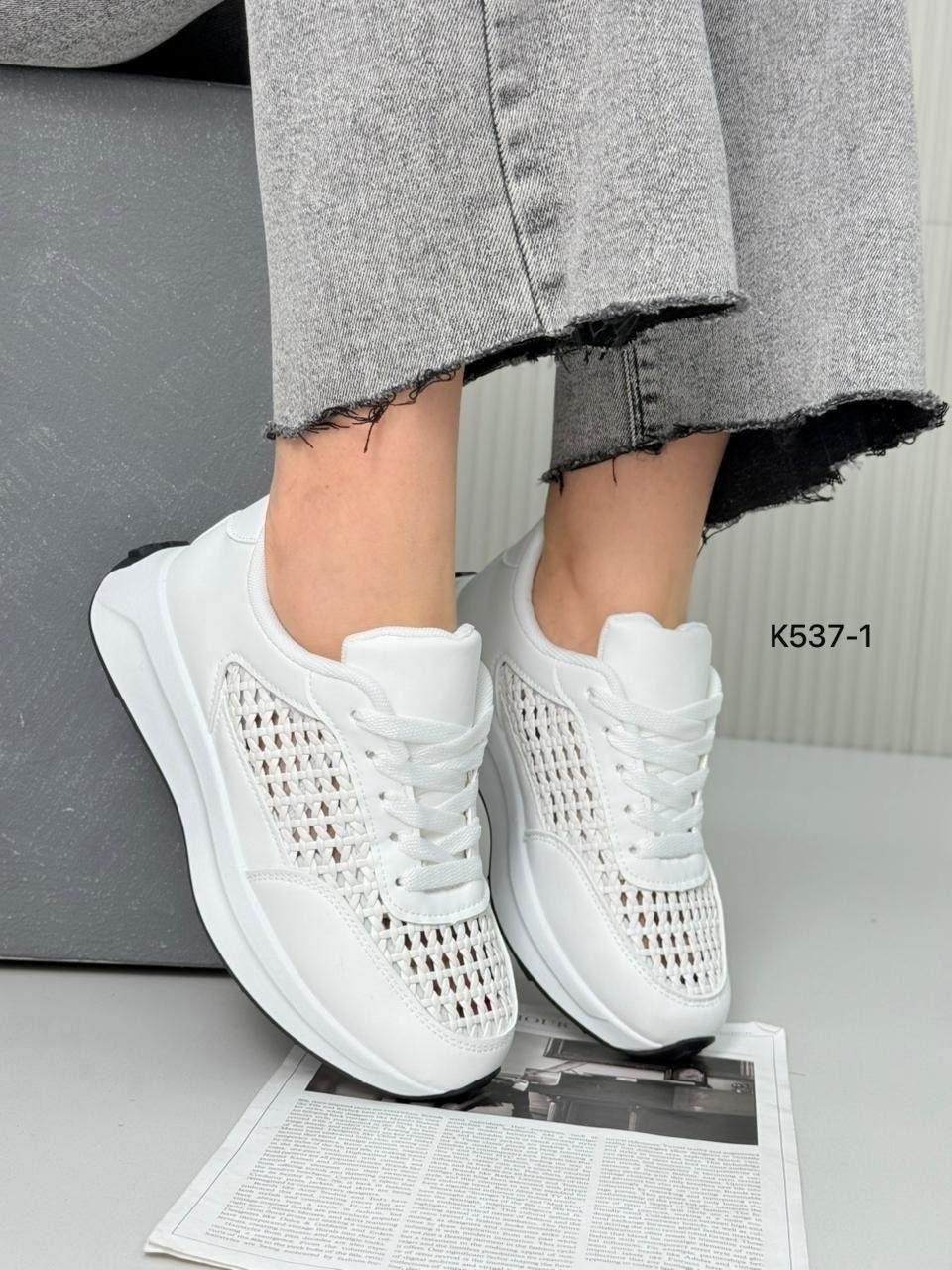 кроссовки женскиe,,кроссовки бежевые женские,кроссовки для женщин,бежевые кроссовки