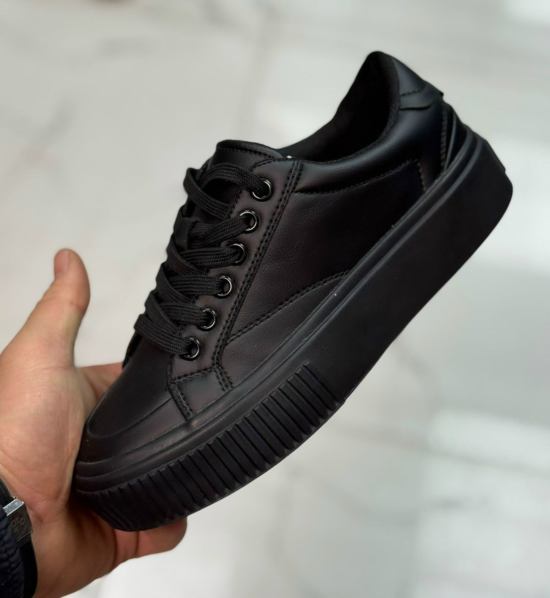 ,кеды женски,кроссовки женскиe,черные кеды женские,замшевые кроссовки