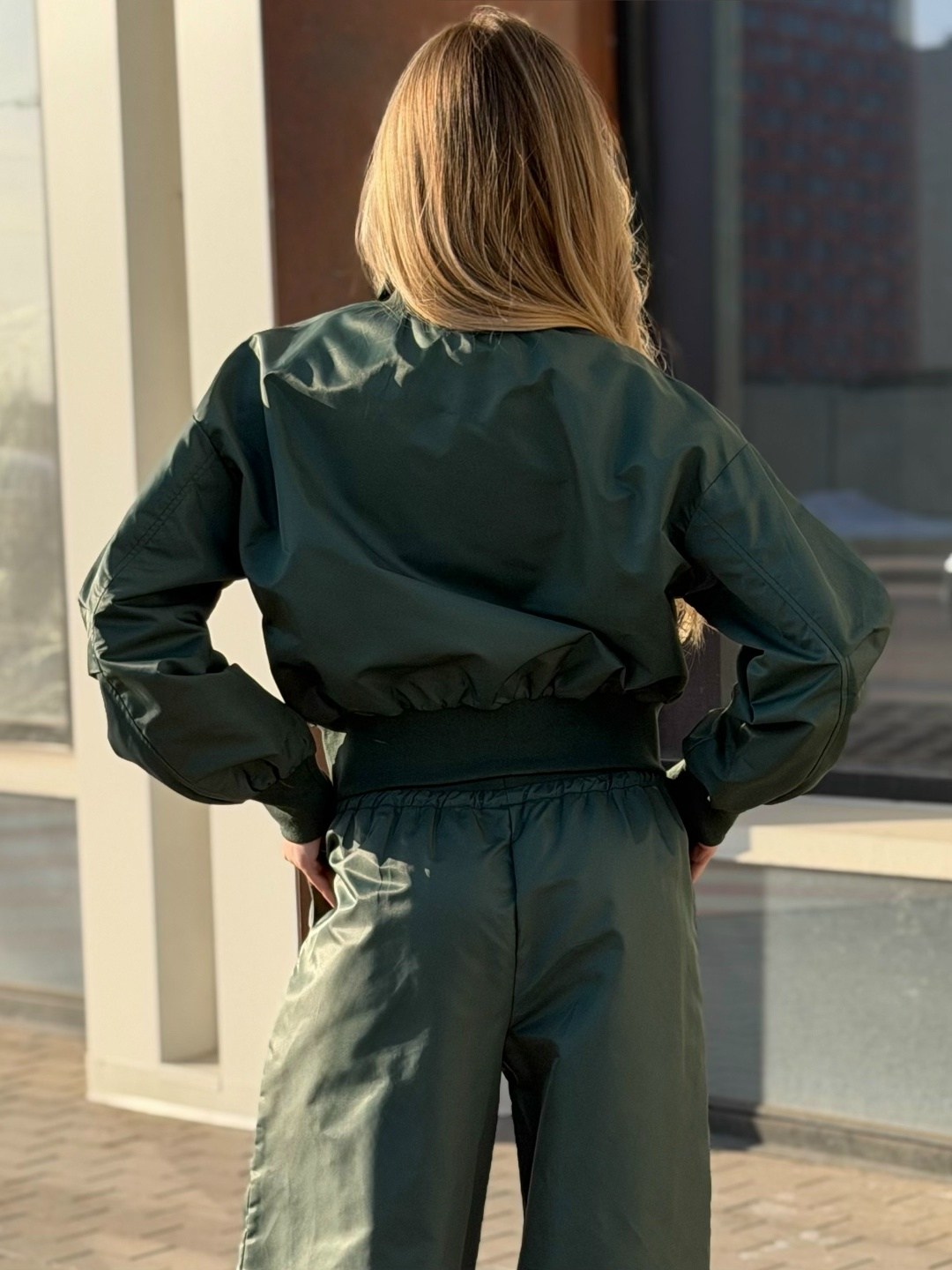 женский спортивный костюм из плащевки,повседневная куртка,куртка женская,женский спортивный костюм,стильный спортивный костюм из плащевки
