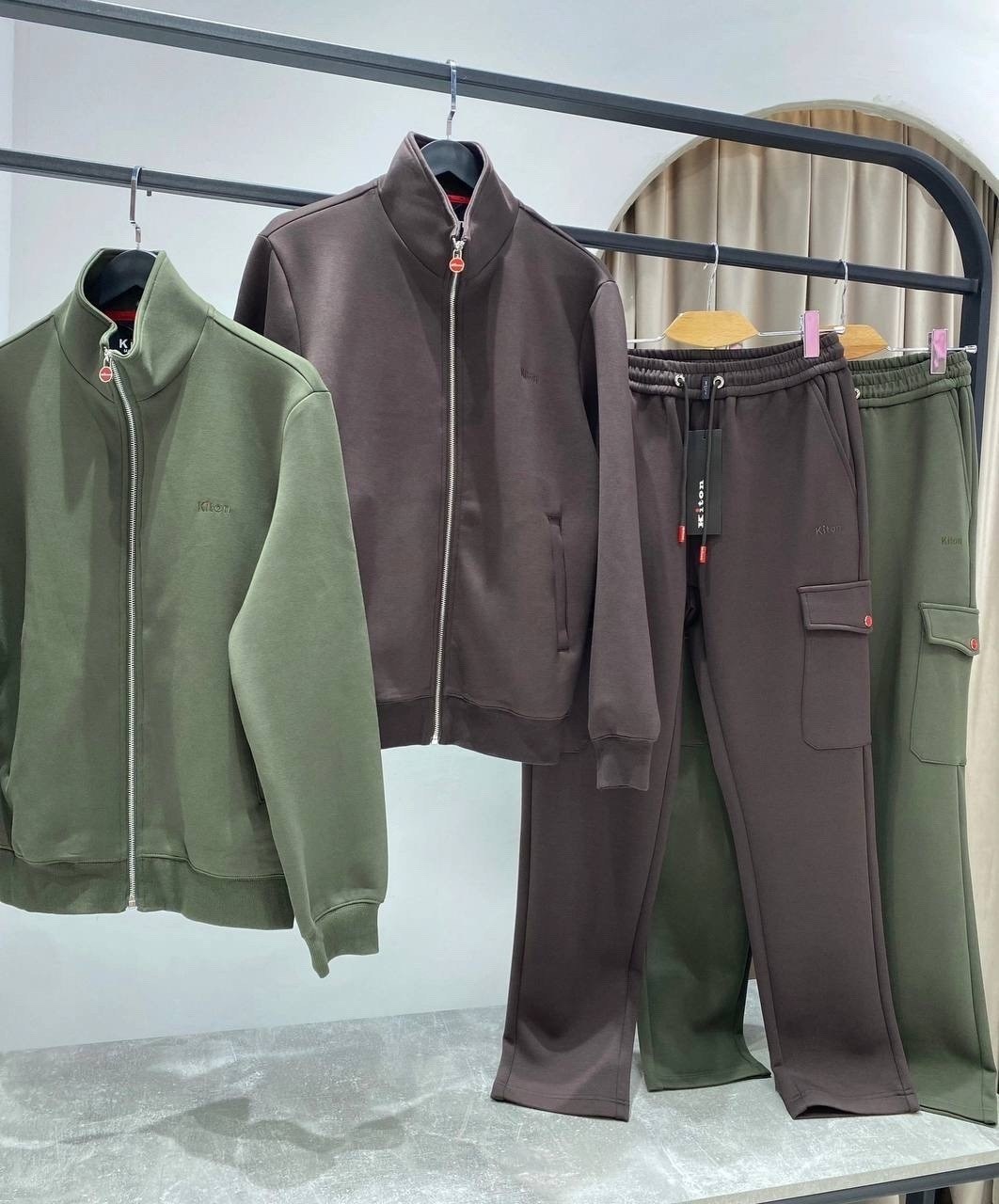 спортивный костюм brunello cucinelli,спортивный костюм moncler,спортивный костюм kiton,мужские спортивные костюмы,спортивный костюм zegna