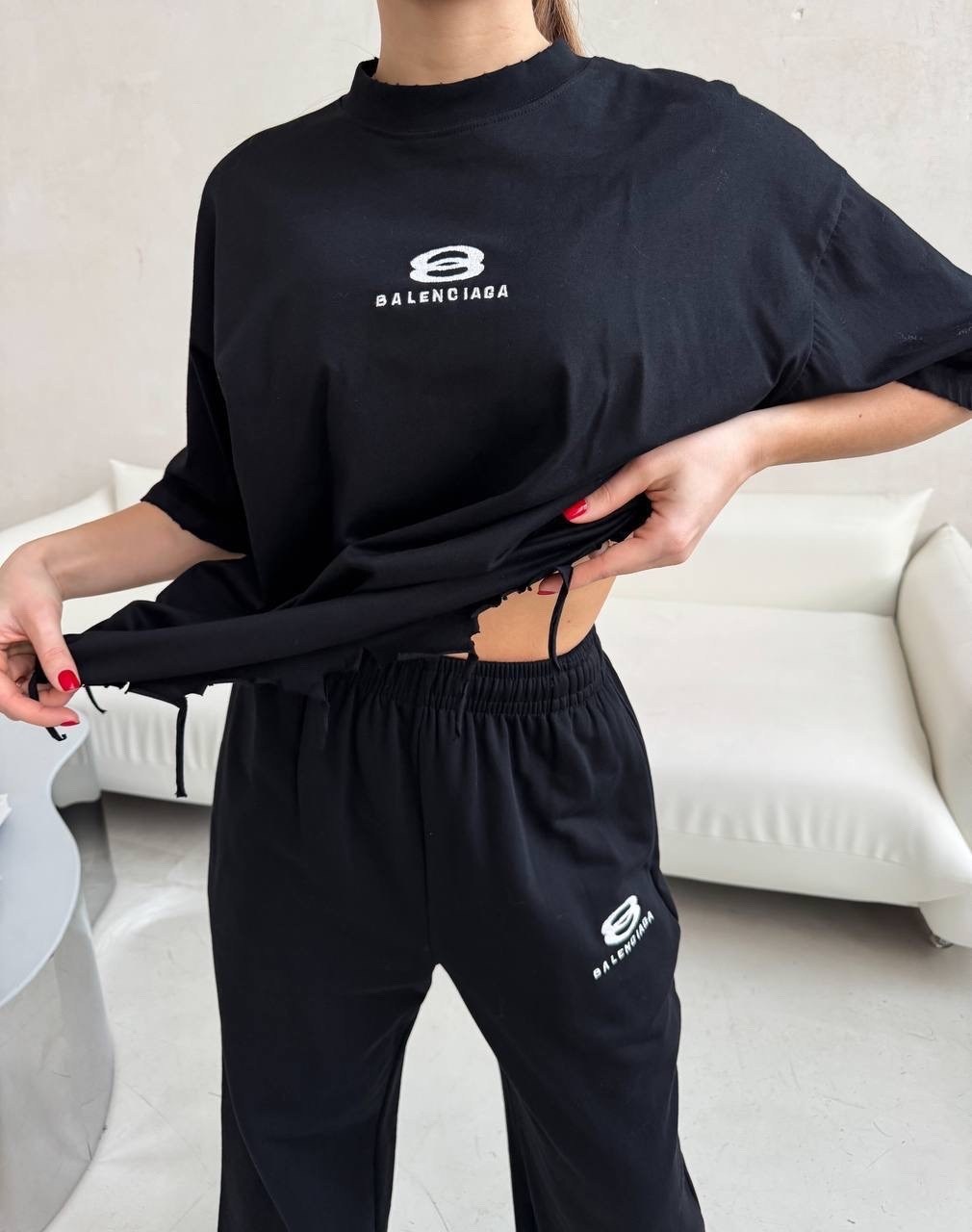 модные костюмы,стильные костюмы,костюм спортивный женский,костюм спортивный,женские костюмы