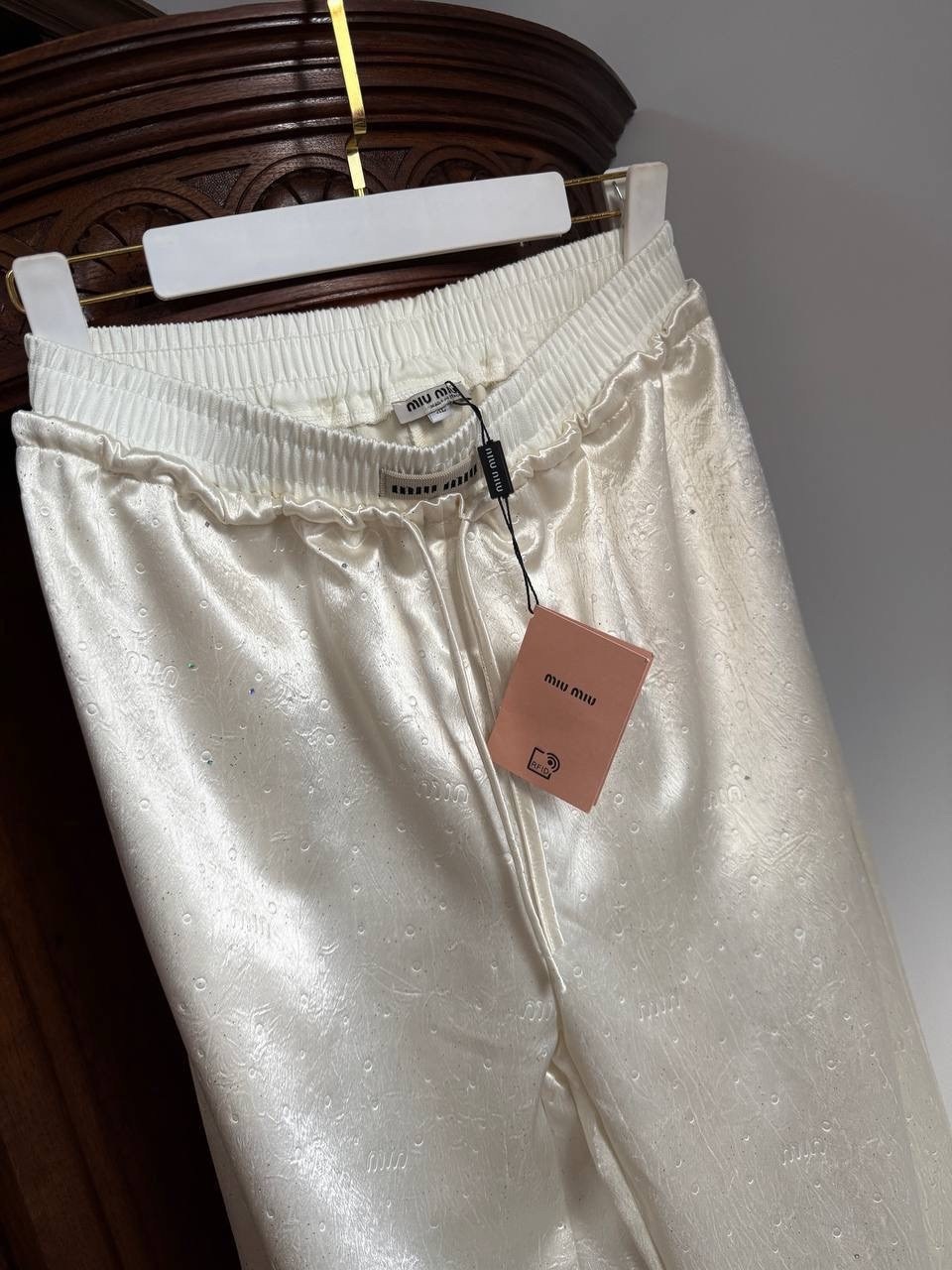 стильные костюмы,костюм белый,костюм вечерний брючный,модные стильные