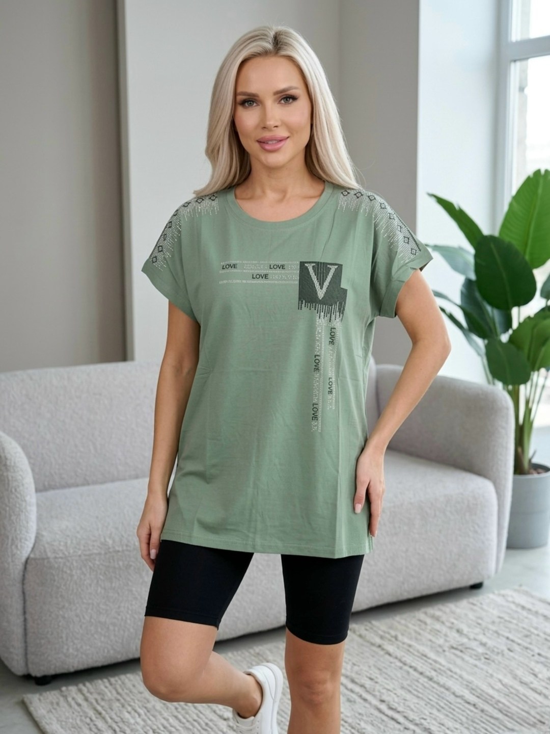 футболки женская оверсайз,женская футболка,женская футболка больших размеров,футболка оверсайз со стразам,футболка со стразами