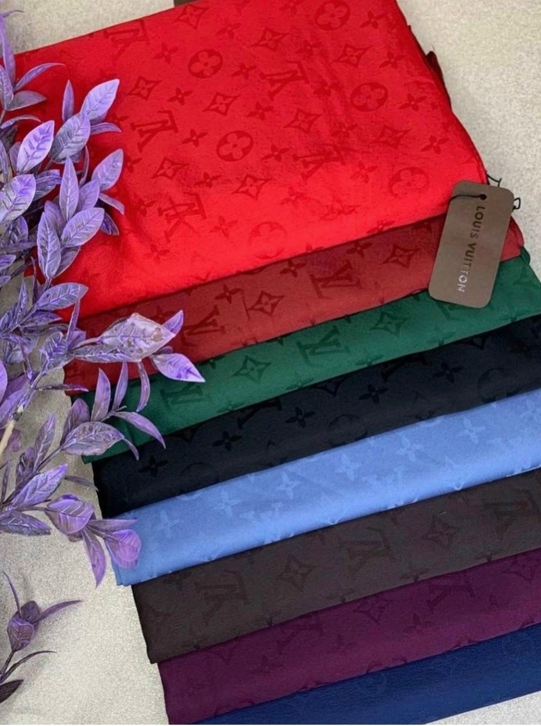 платок луи виттон,платок луи витон,платок louis vuitton,шарф louis vuitton женский бежевый,платки женские