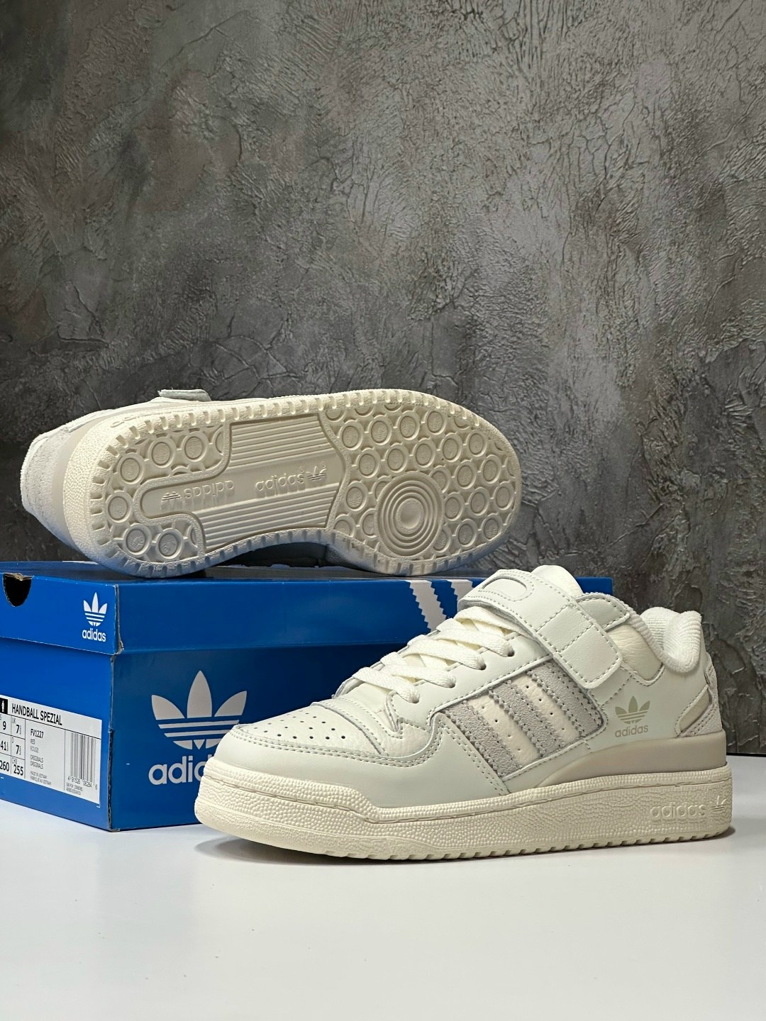 женские кроссовки adidas,кроссовки adidas,кроссовки adidas original,кроссовки,adidas forum 84 low orbit grey