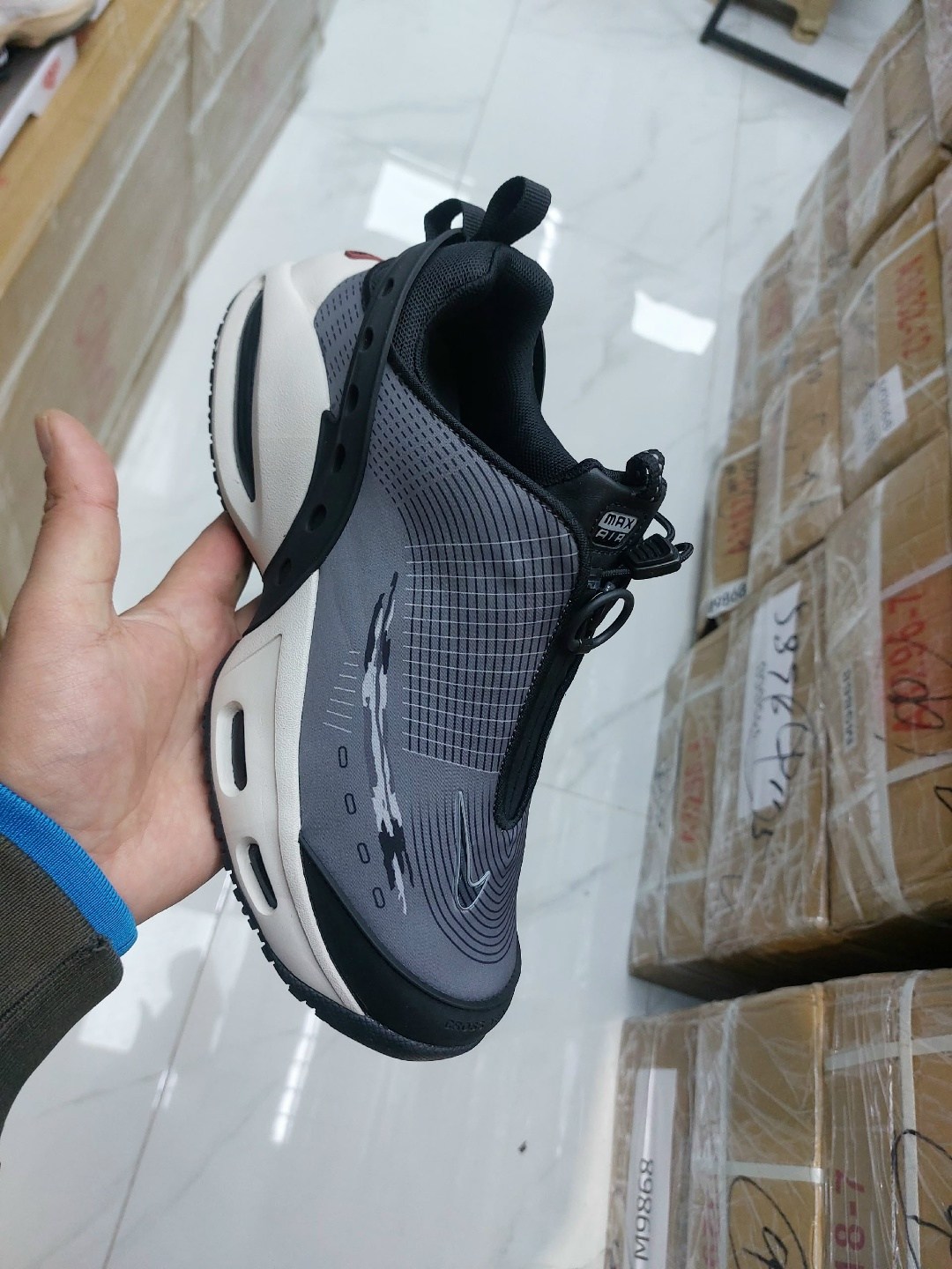 кроссовки,спортивная ,кроссовки nike,мужские кроссовки,спортивные кроссовки