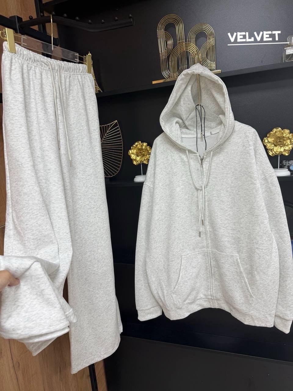 спортивный костюм женский,спортивный костюм,стильные костюмы,женский костюм,костюм с брюками