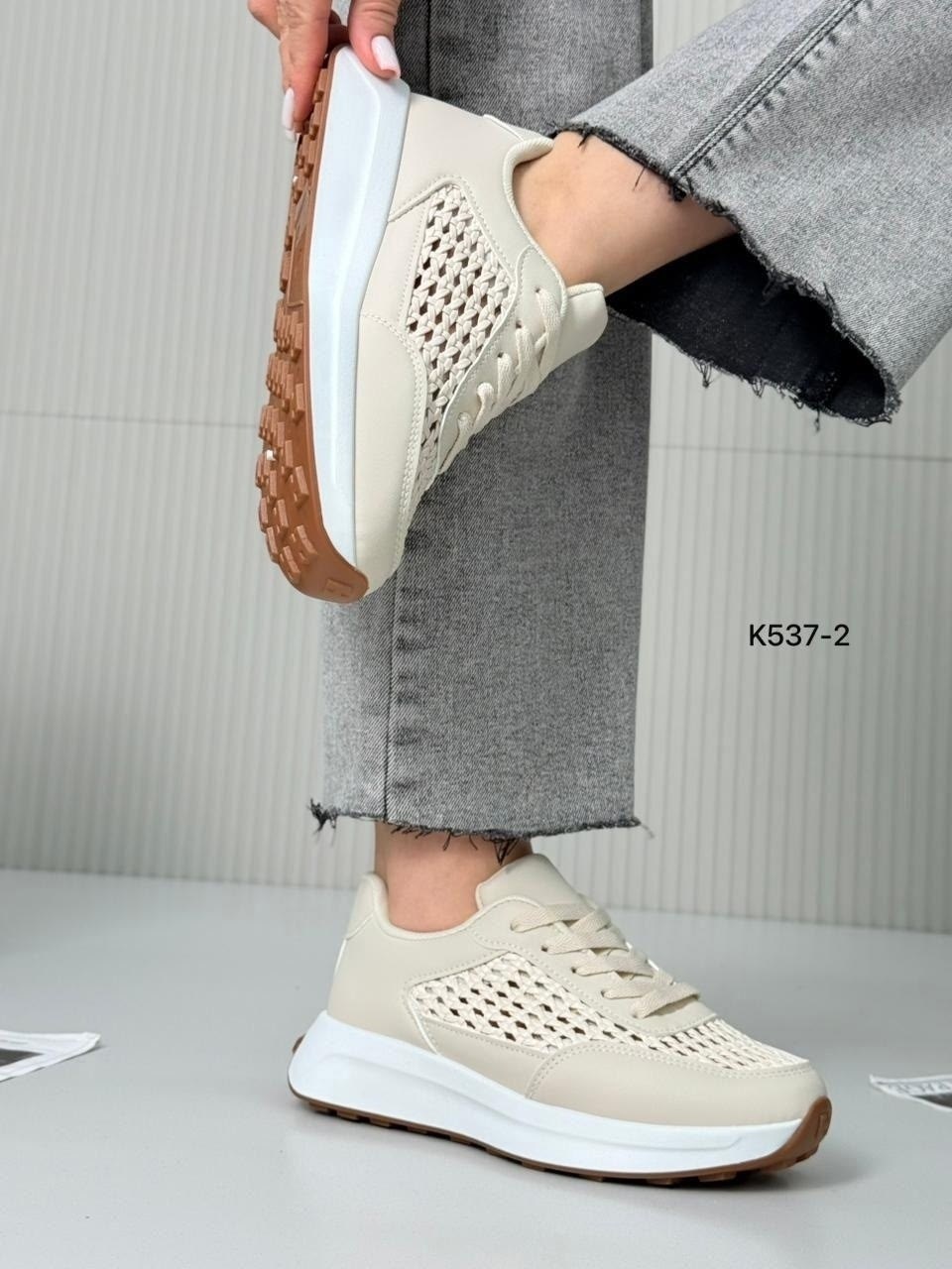 кроссовки женскиe,,кроссовки бежевые женские,кроссовки для женщин,бежевые кроссовки