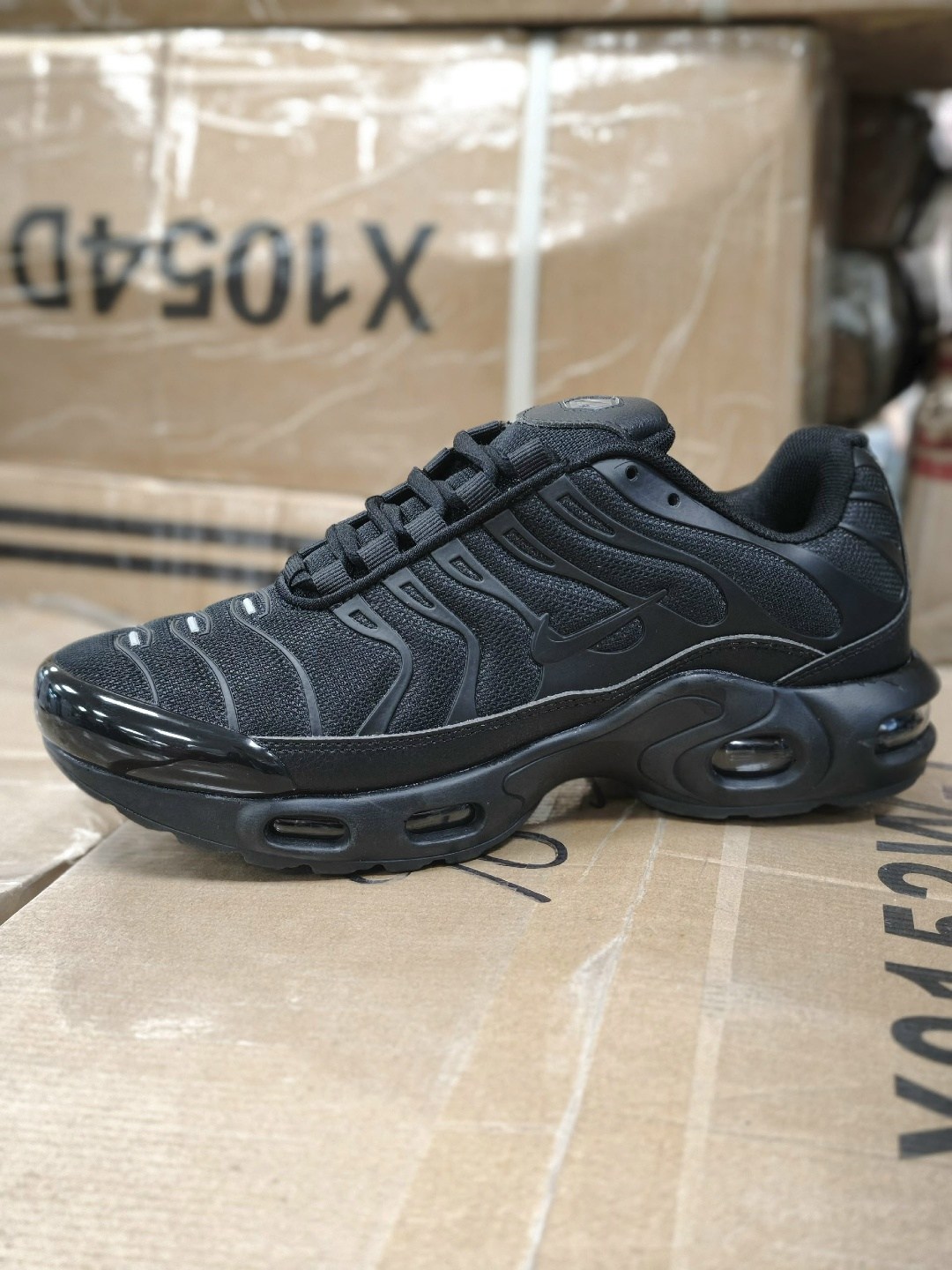 кроссовки nike air max plus tn,nike air max tn plus black,кроссовки мужские nike air max tn plus,nike air max plus tn,кроссовки nike air max plus